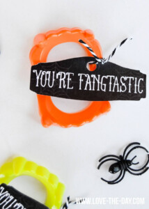 FANGtastic Halloween Idea Free Printable Halloween